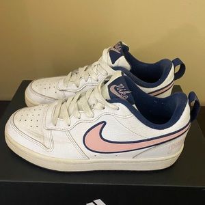 Nike Court Borough Low Recraft
Big Kids' Shoes size:4.5